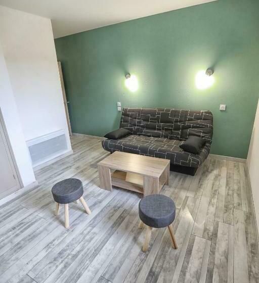 דירת חדר עם טרסה, Eden Auberge