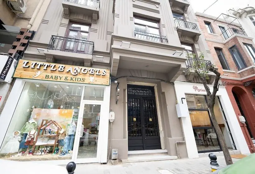 スイート, Monev Suites
