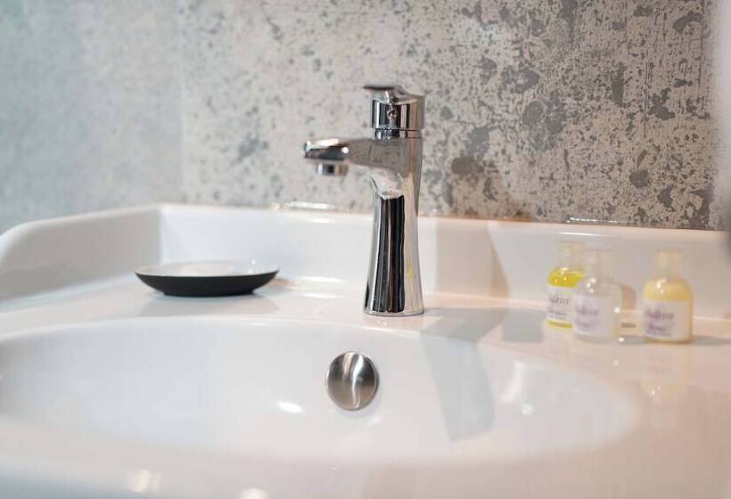 套房, Monev Suites