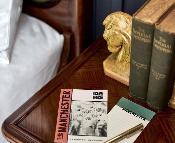 スイート, The Manchester