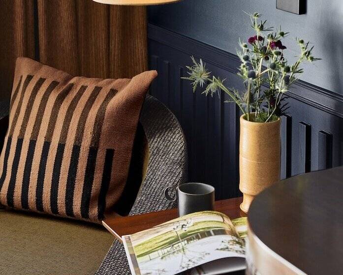 スイート, The Manchester