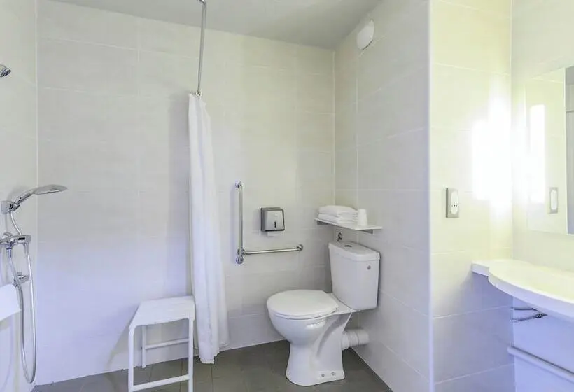 身障者適用スタンダードルーム, B&b Hotel Orange