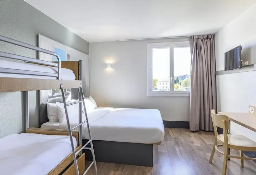 スタンダード４人部屋, B&b Hotel Orange