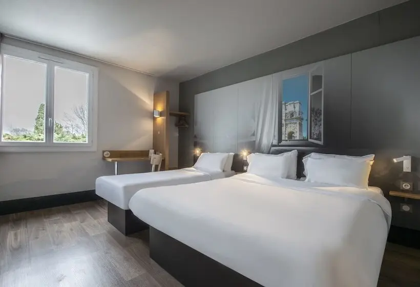 اتاق استاندارد سه نفره, B&b Hotel Orange