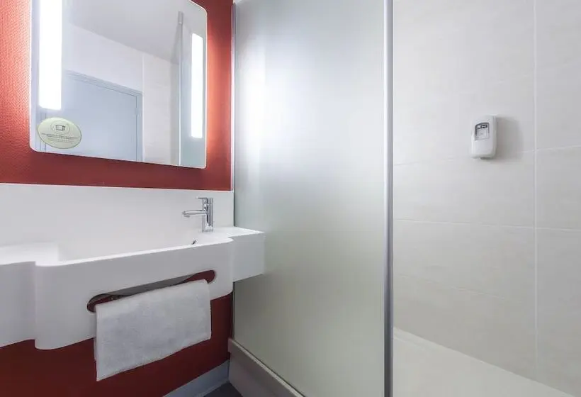 اتاق استاندارد چهار تخته, B&b Hotel Orange