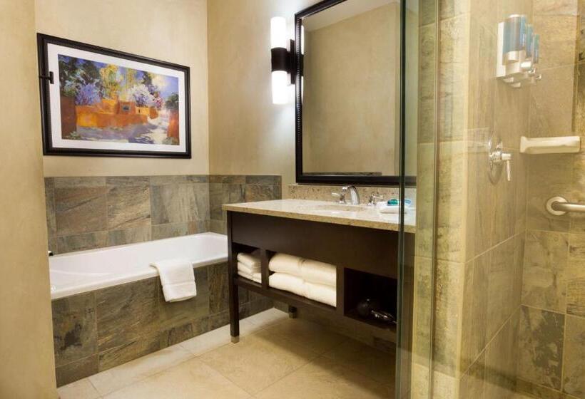غرفة ديلوكس سرير كينج, Drury Plaza Hotel In Santa Fe