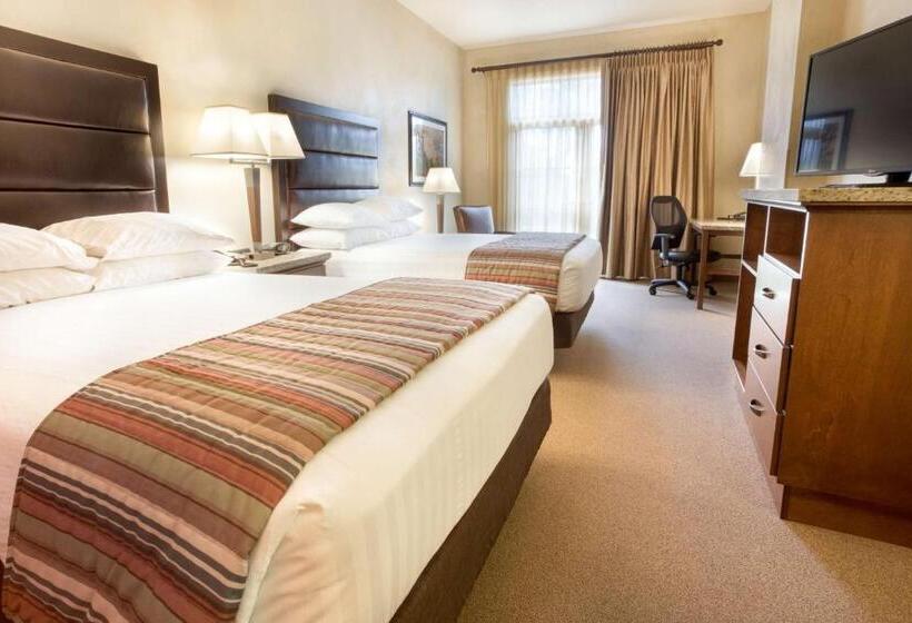 غرفة ديلوكس مزودة بتراس, Drury Plaza Hotel In Santa Fe