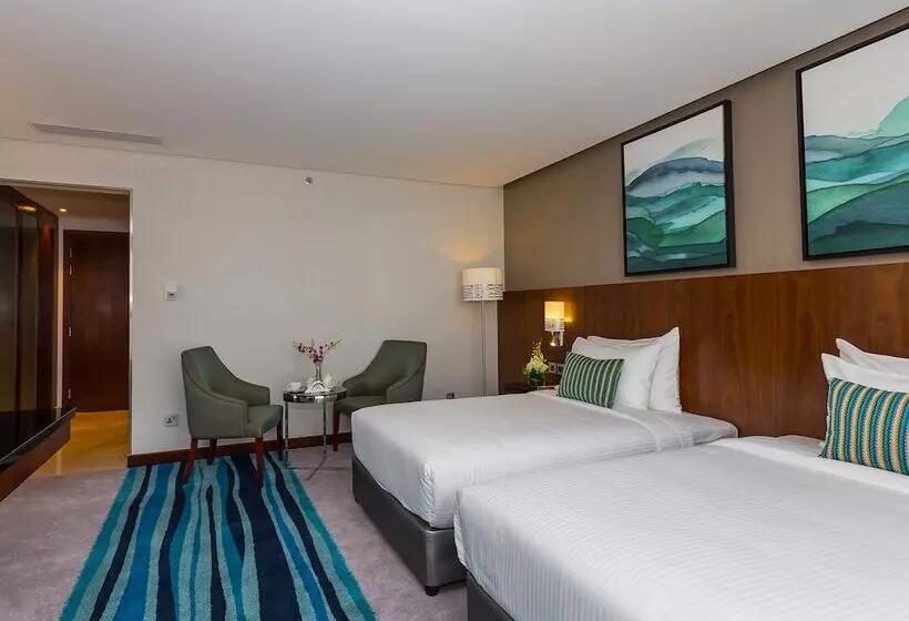 سوییت اجرایی, Flora Al Barsha Hotel At The Mall
