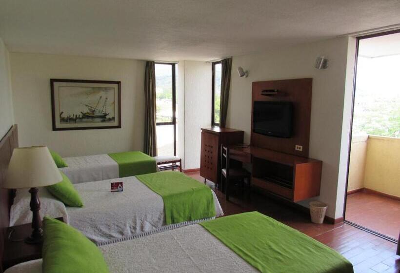 Номер Стандарт Трехместный, Don Lolo