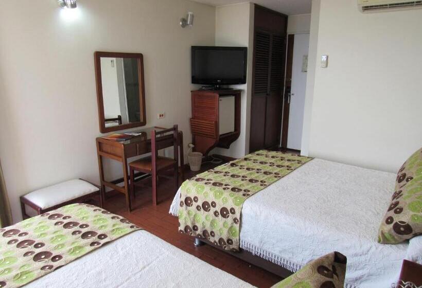 Номер Стандарт Трехместный, Don Lolo