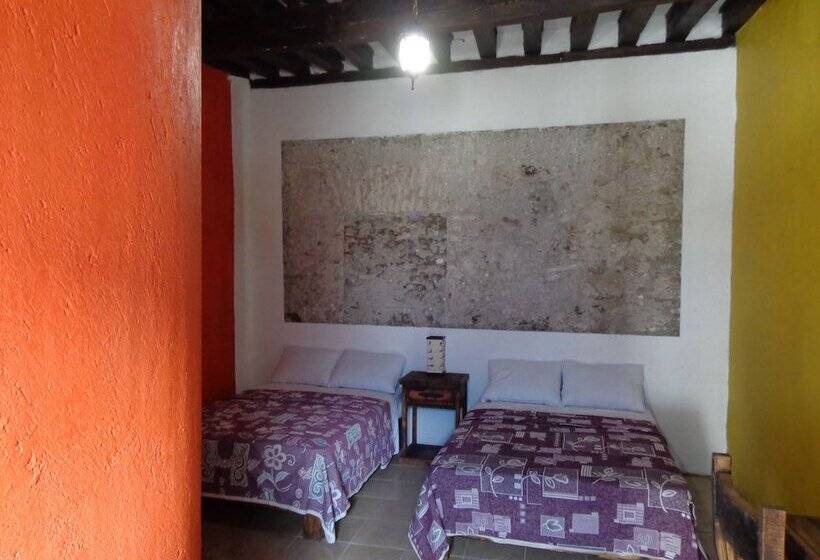 غرفه قياسيه سريرين مزدوجين, Casa Abolengo