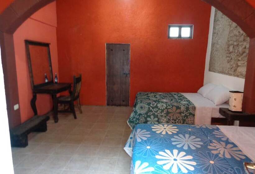 غرفه قياسيه سريرين مزدوجين, Casa Abolengo