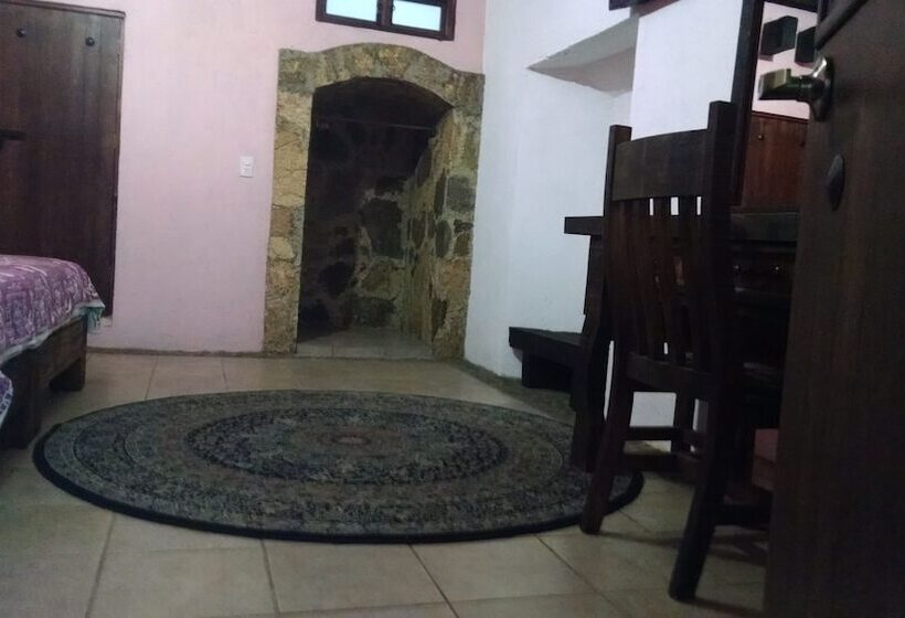 جناح, Casa Abolengo
