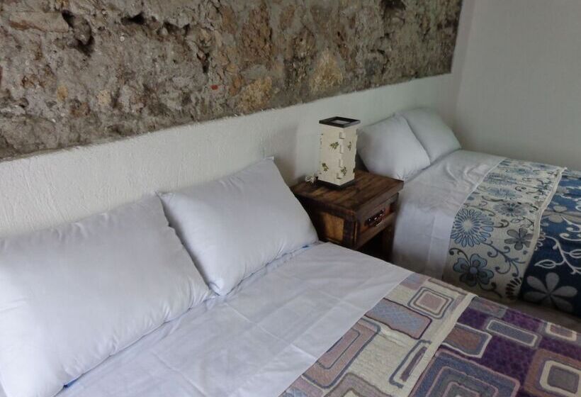 جناح, Casa Abolengo