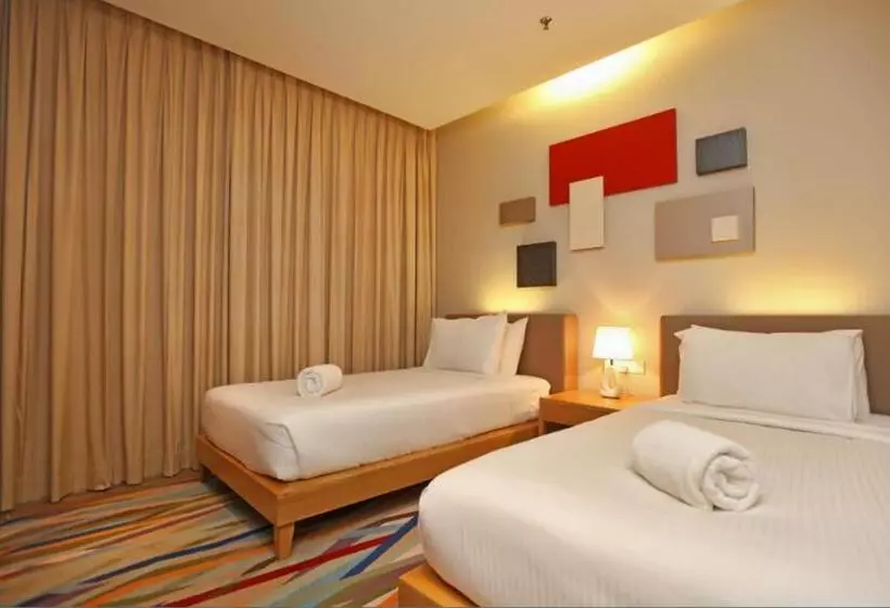 Superior-Zimmer, Casuarina@meru