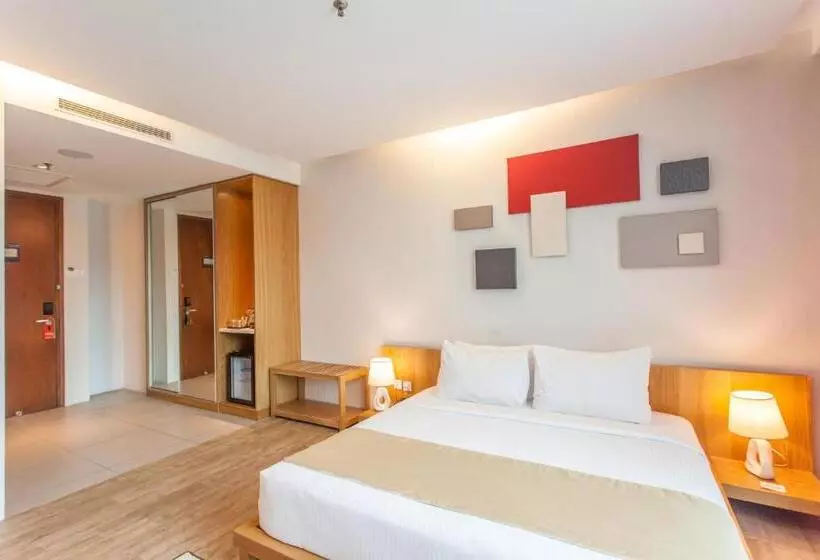 Deluxe Zimmer Kingsize Bett, Casuarina@meru
