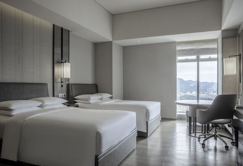 اتاق استاندارد با 2 تخت دوبل, Chongqing Marriott