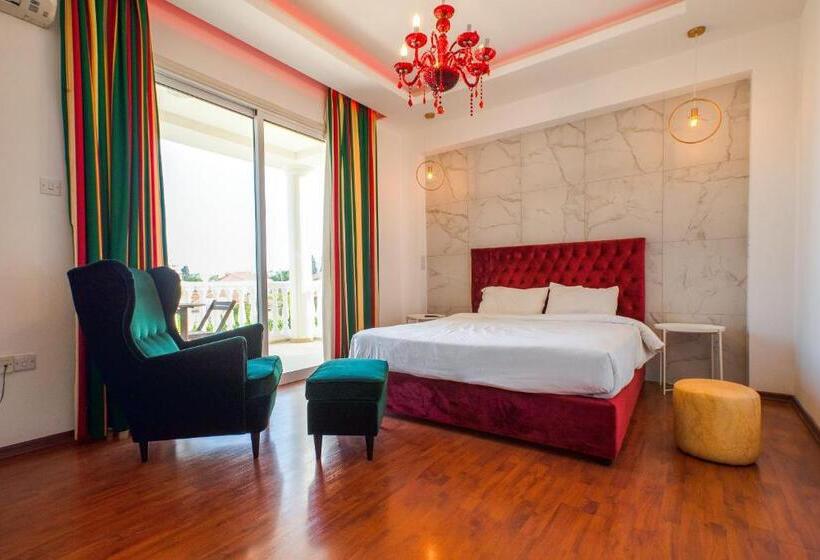 اتاق لوکس با بالکن, St Elena Boutique Residence