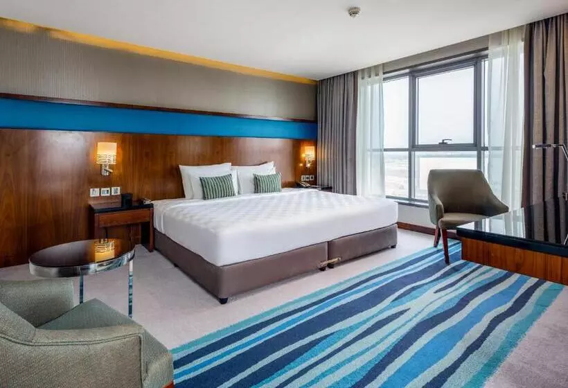 سوییت اجرایی, Flora Al Barsha Hotel At The Mall
