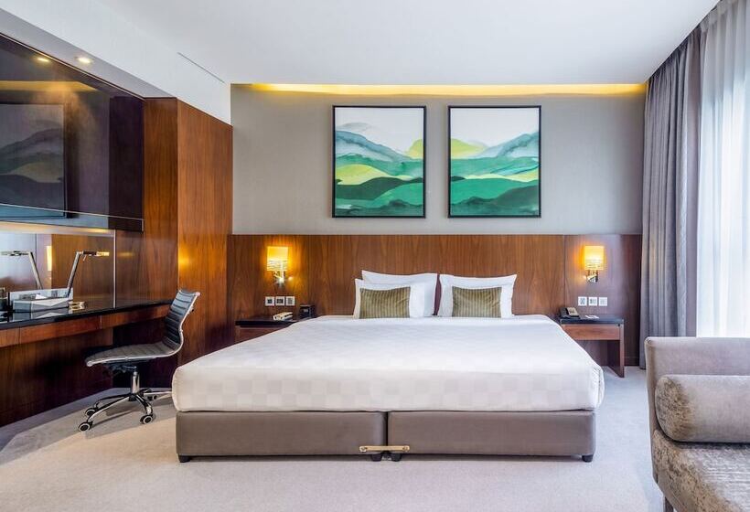 Люкс Deluxe 2 Спальни, Flora Al Barsha Hotel At The Mall