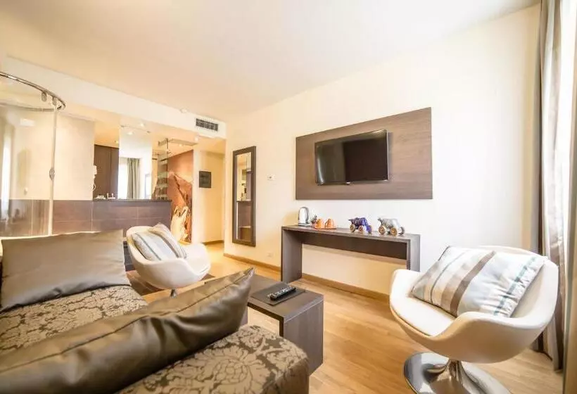 سوییت, Hb Aosta Hotel & Balcony Spa