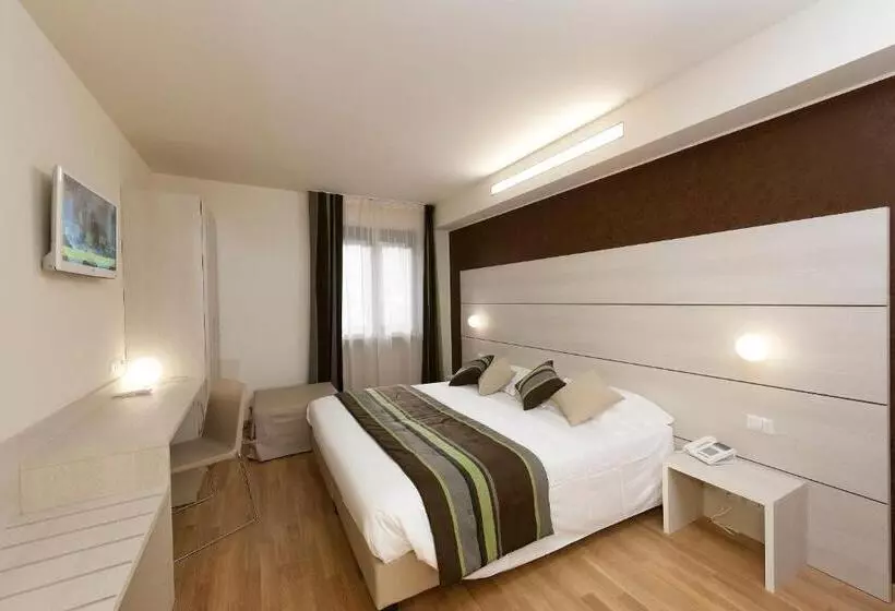 اتاق سوپریور سه تخته, Hb Aosta Hotel & Balcony Spa