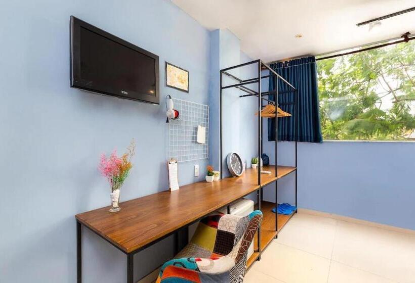 اتاق لوکس سه تخته, Vintage Park View Hotel & Spa   Hoang Phi