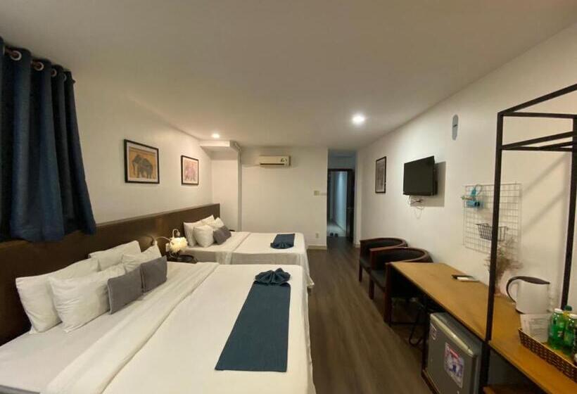 اتاق لوکس خانوادگی, Vintage Park View Hotel & Spa   Hoang Phi