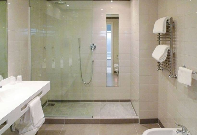 اتاق خانوادگی, Ibis Styles Milano Est Settala