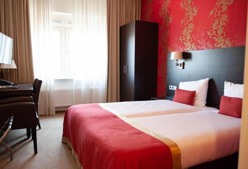 Номер Стандарт, Kontakt Der Kontinenten