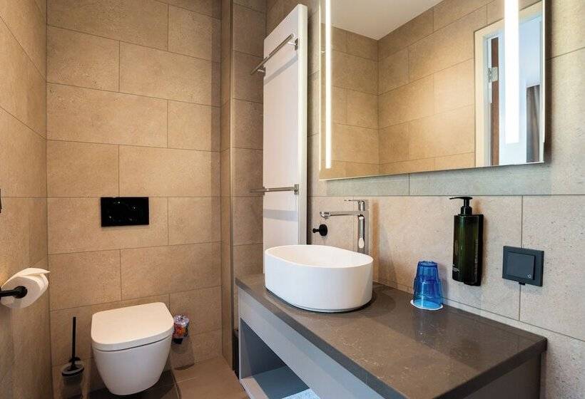 Номер Комфорт, Kontakt Der Kontinenten