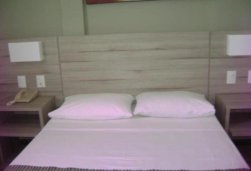 غرفة أساسية, Linhatur