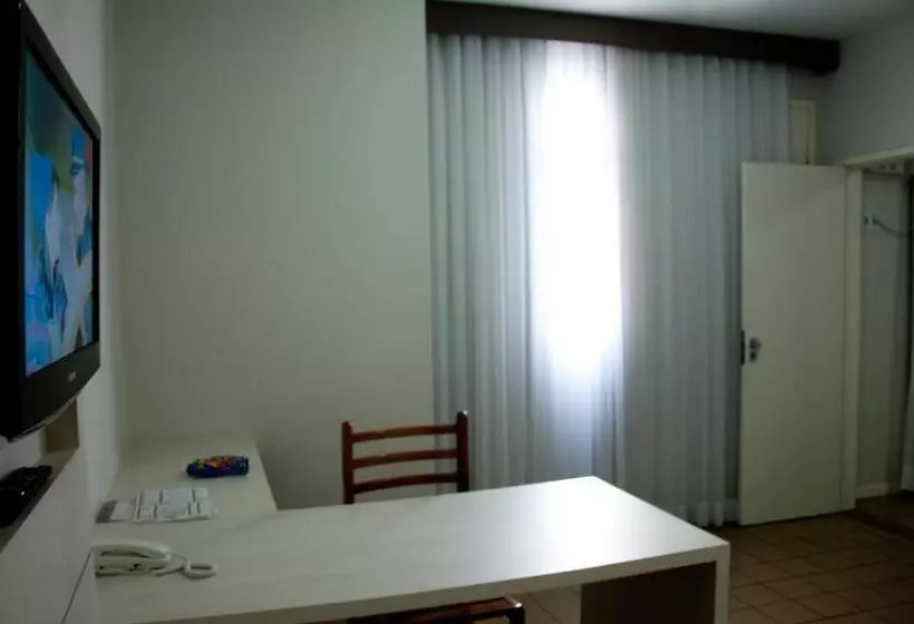 スイート, Linhatur