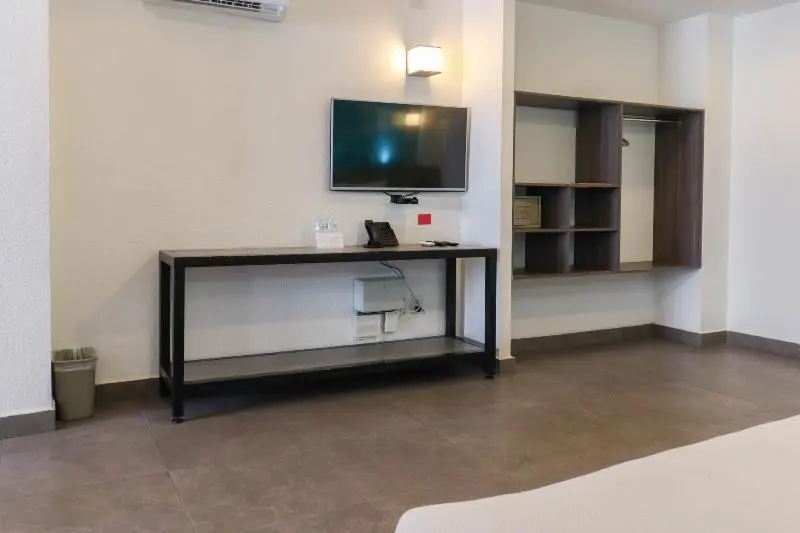 سوییت لوکس, MX portal maya