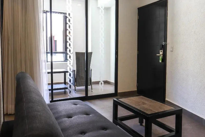 سوییت لوکس, MX portal maya