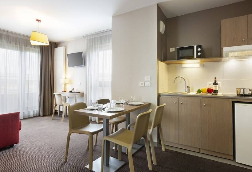 Апартаменты 1 Спальня, Nehô Suites Porte De Genève   Gare Annemasse