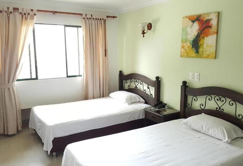 标准间, Palmera Real