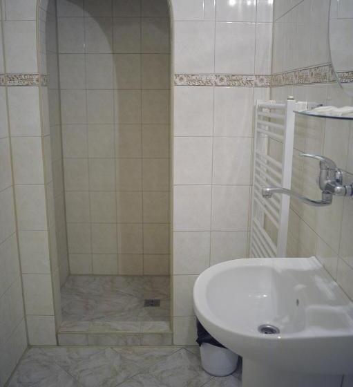 غرفة قياسية ثلاثية, Penzion Eden