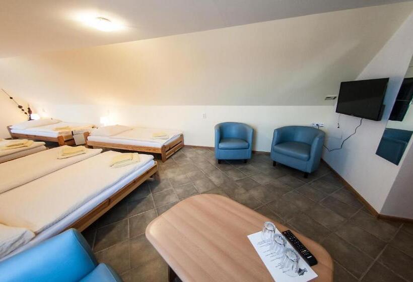 スタンダード４人部屋, Penzion Eden