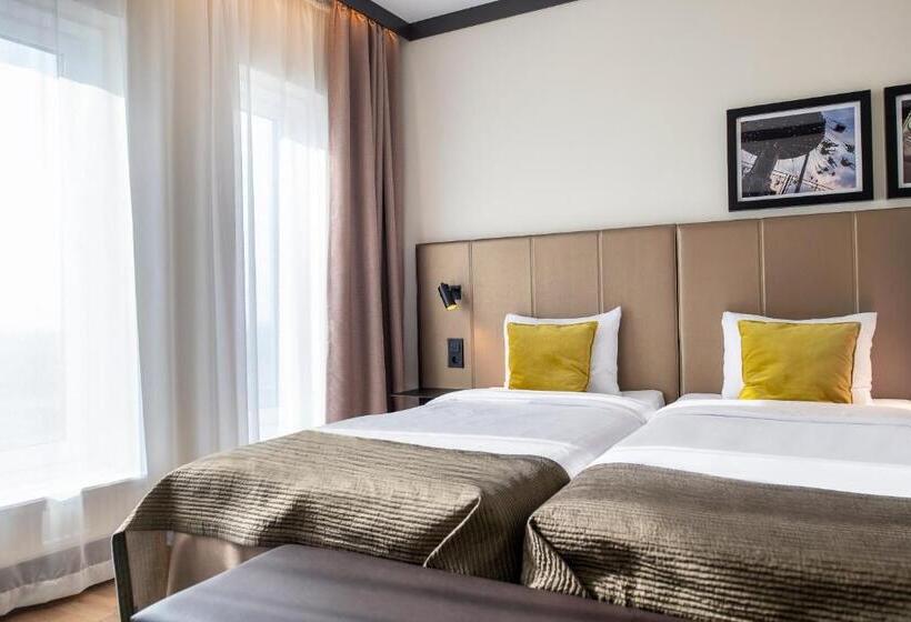 Номер Комфорт, Quality Hotel View