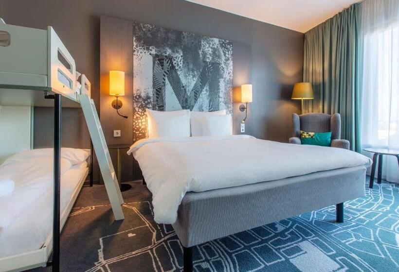 חדר משפחתי, Radisson Blu Metropol Helsingborg