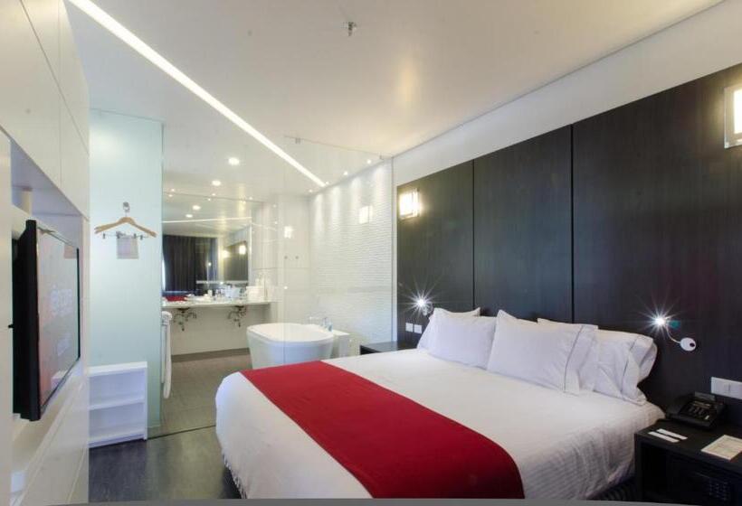 جناح سرير كينج, Ramada Encore By Wyndham San Luis Potosi