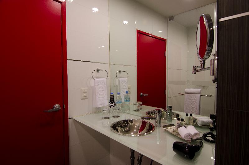 غرفة قياسية سرير كينج, Ramada Encore By Wyndham San Luis Potosi