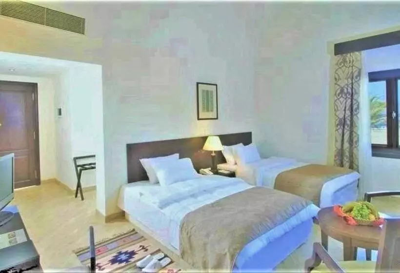 اتاق استاندارد, Rohanou Beach Resort