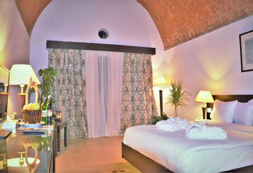 اتاق استاندارد, Rohanou Beach Resort