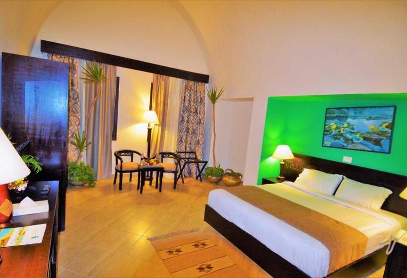 اتاق استاندارد یک نفره, Rohanou Beach Resort