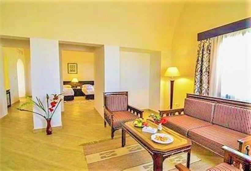 سوییت, Rohanou Beach Resort