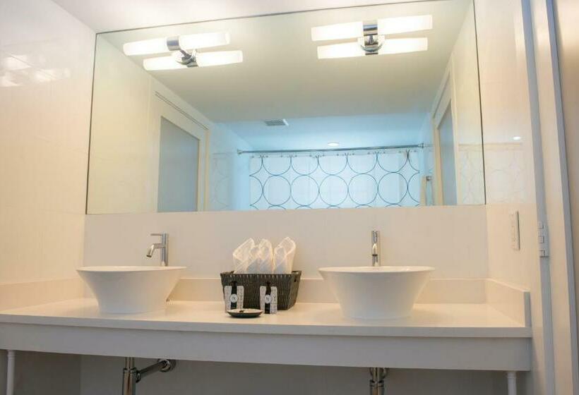 شقة غرفة واحدة, Seaside All Suites