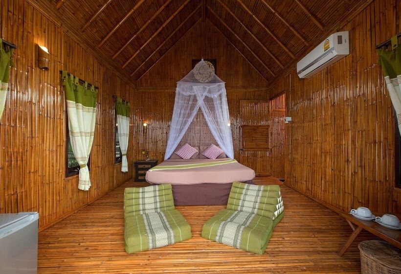 בקתה סטנדרטית, The Cove Phi Phi