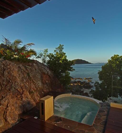 Бунгало Стандарт, Two Seasons Coron Island Resort